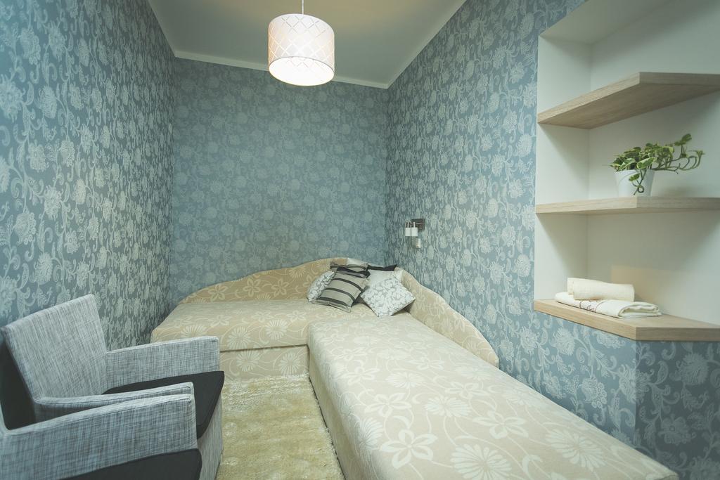Arina Guest Apartment Kuressaare Room photo